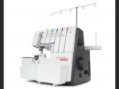 Bernette B48 overlock/coverlock