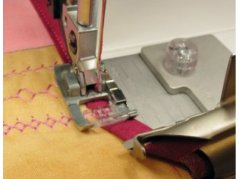 Quiltovací zakladač Pfaff 821163096